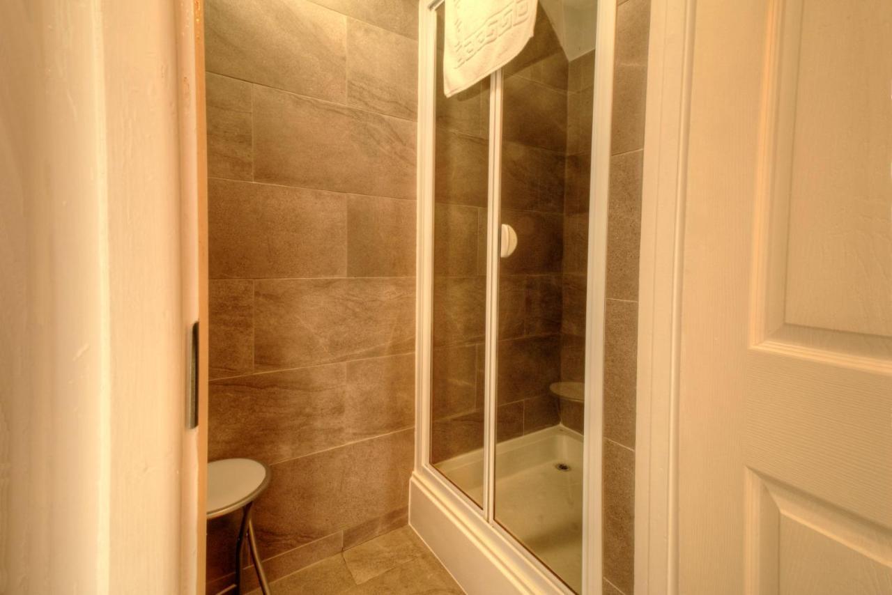 Pass The Keys Shore To Please - Sea Views And Beach Front Modern 1Bed Apt With Sofabed Портсмът Екстериор снимка